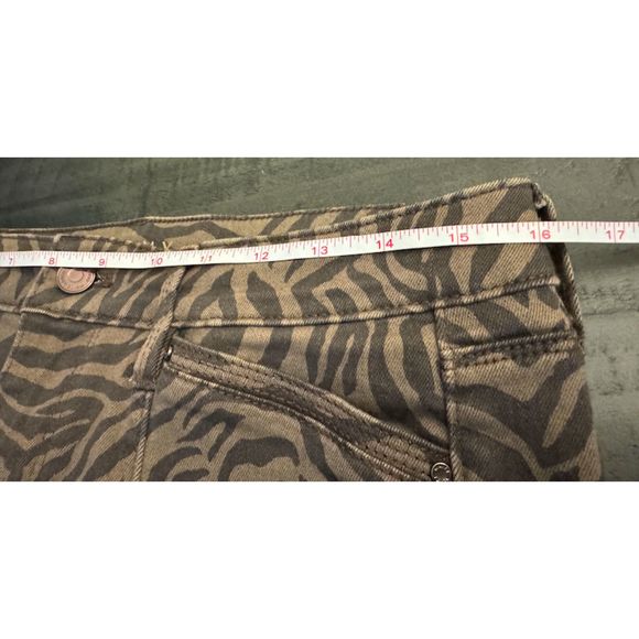 White House Black Market Zebra Print Skinny Crop Zip Ankle Sz 6 - Picture 10 of 13
